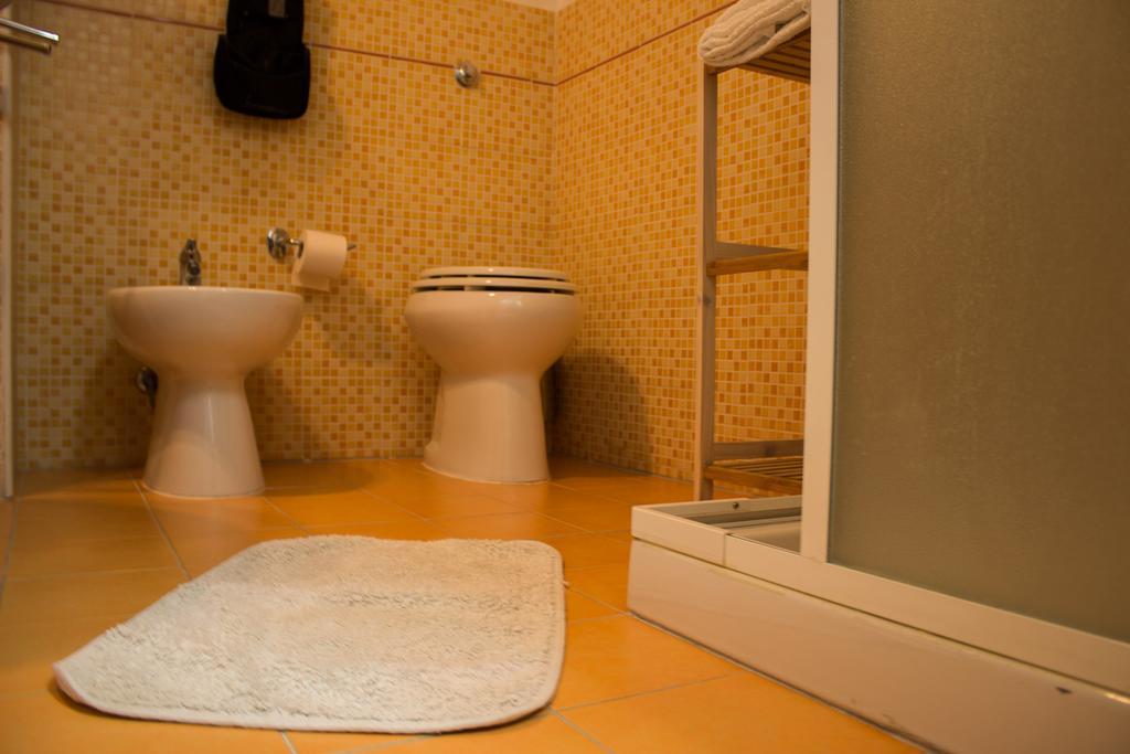 Appartamento Rosso Buoni E Cattivi Cagliari Room photo